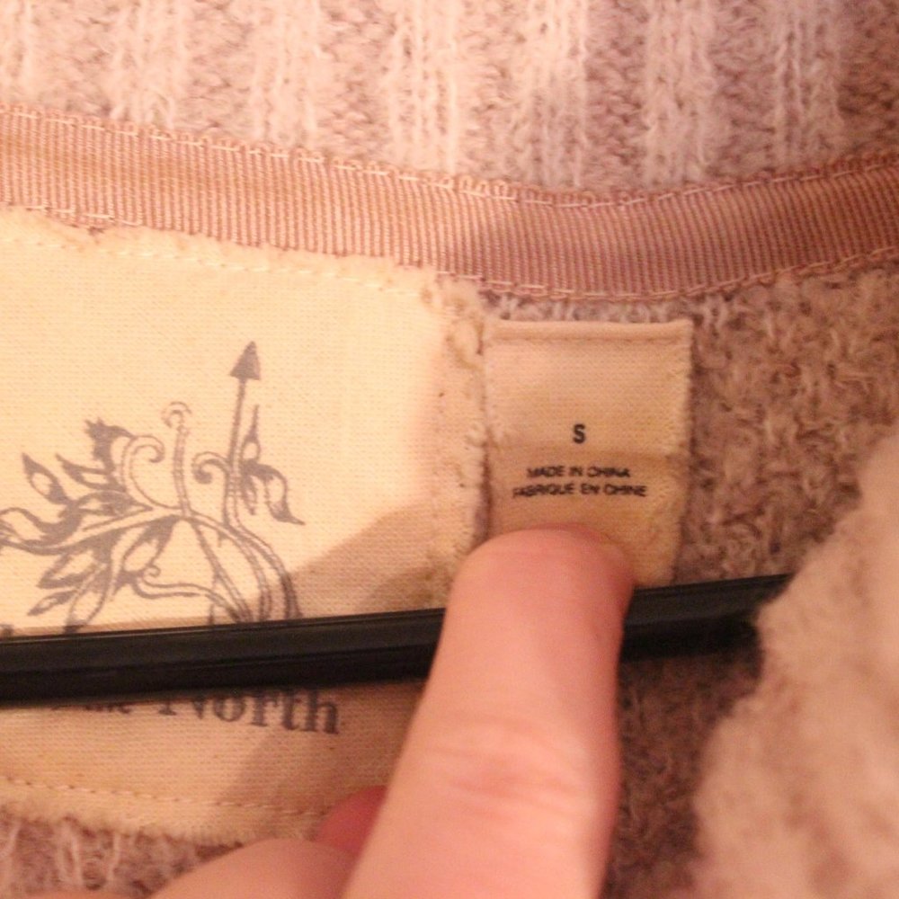 Angel of the North cowl neck sweater - Picture 6 of 7